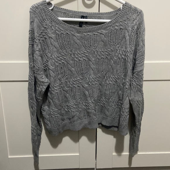 Women’s sweater size small - Picture 1 of 3